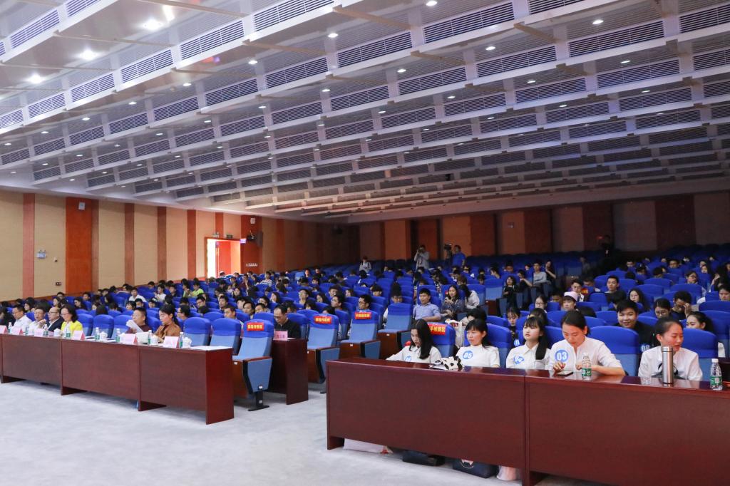 人文學院調研 1CF78