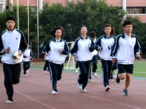 廣州城建職業(yè)學(xué)院借助App體育應(yīng)用軟件開展“陽光城跑” ba6650144deff3be89ae6cbc344cb21.jpg